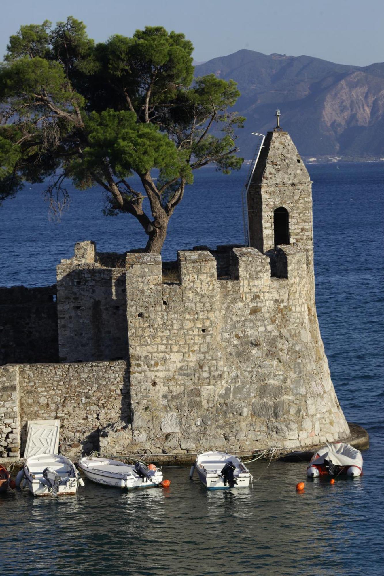 Spon Boutique Hotel Nafpaktos Buitenkant foto